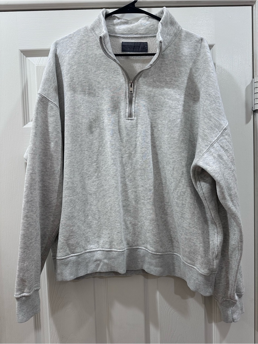 Abercrombie & Fitch Essential half-zip sweatshirt